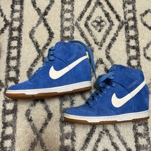 Women dunk sky hi NIKE